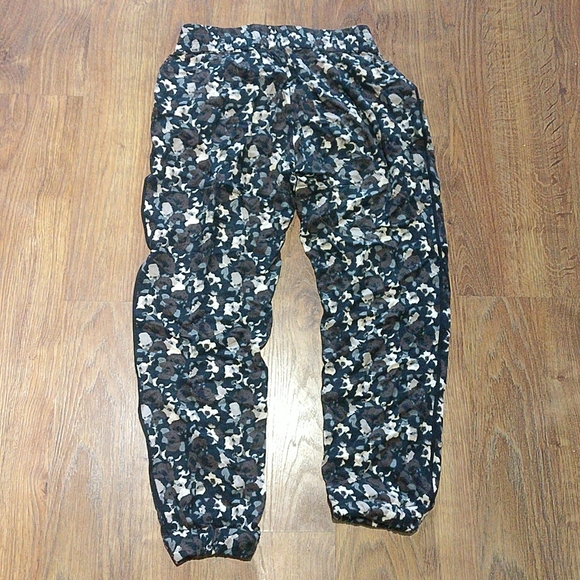 Aritzia - Talula Los Feliz Pants - Picture 4 of 4